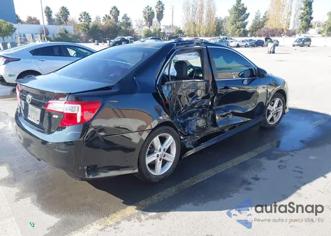 2013 Toyota Camry Se z USA, uszkodzony, nr VIN 4T1BF1FK4DU643225
